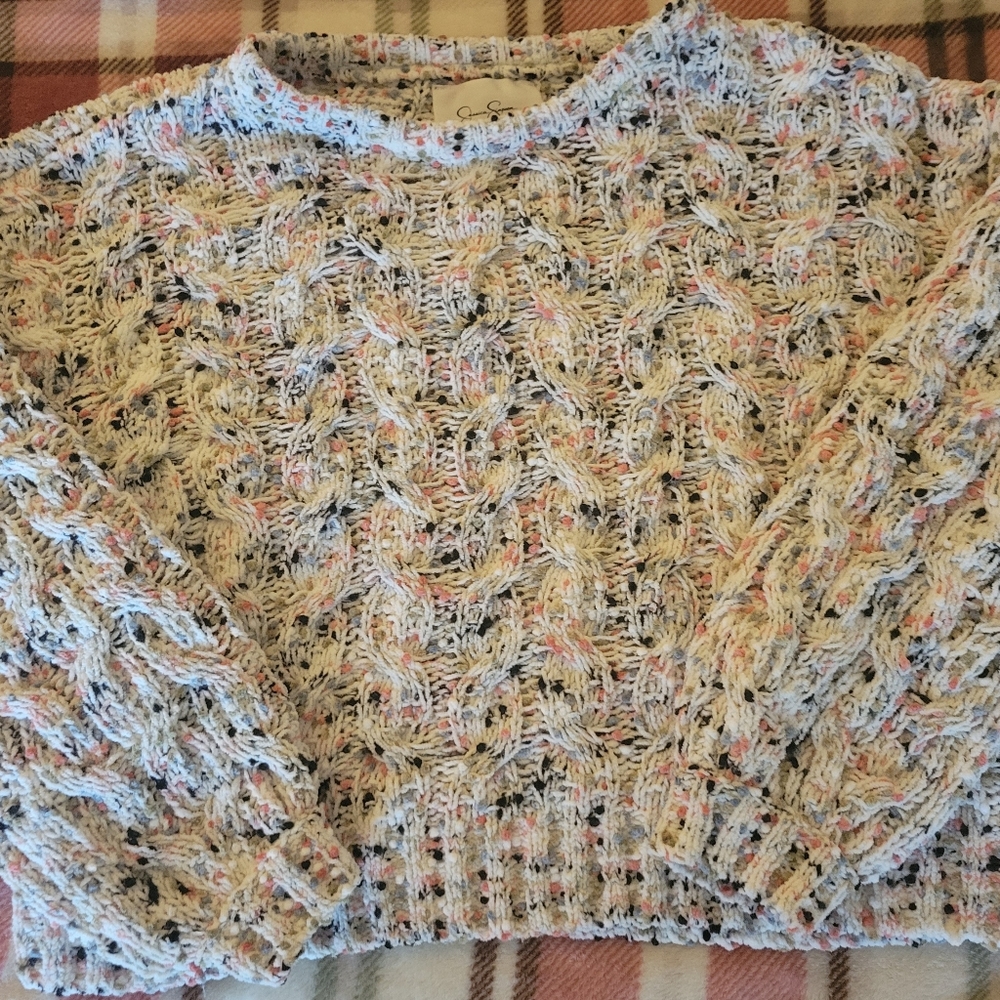 Jessica Simpson Sweater - Picture 4 of 5